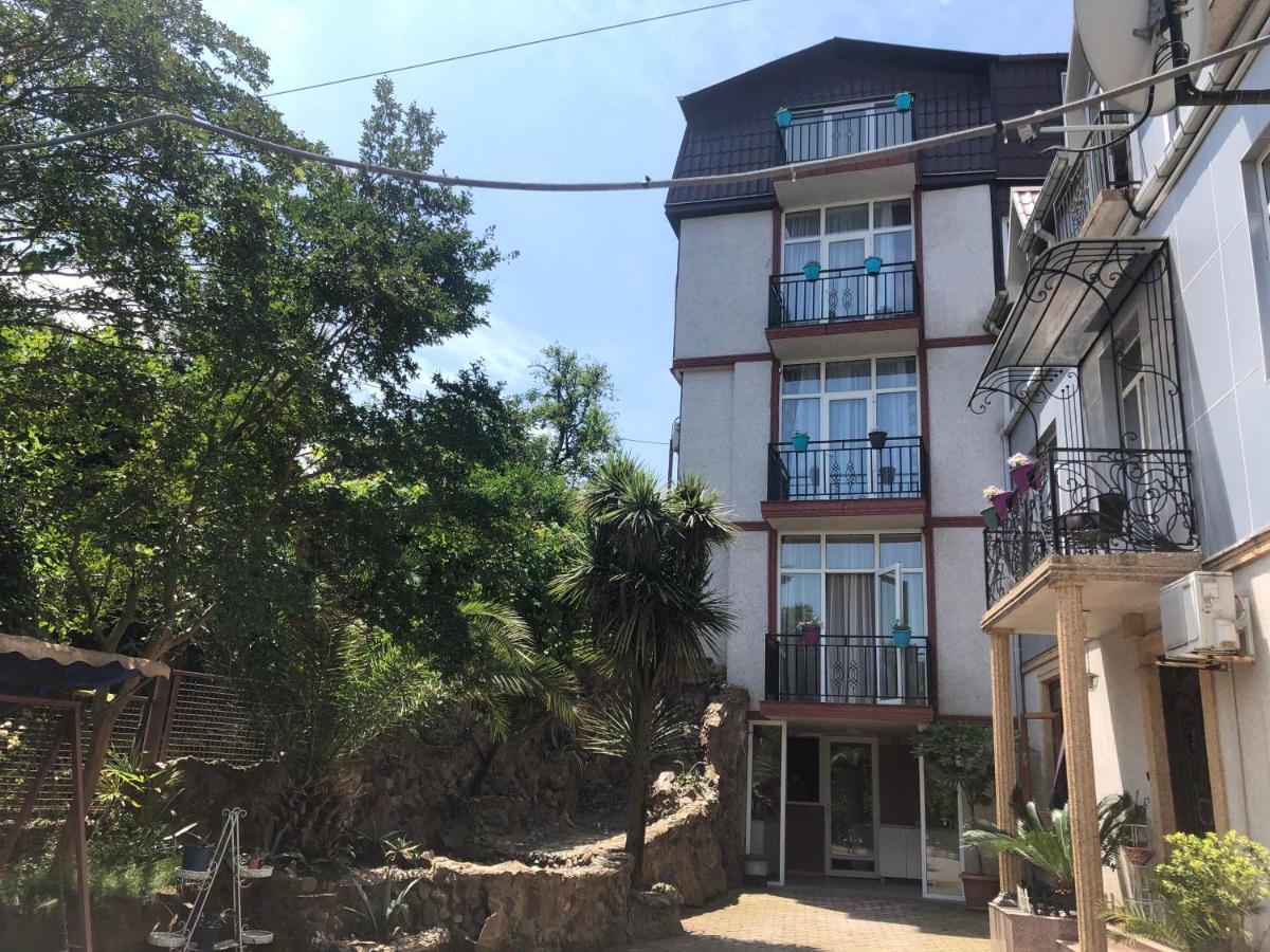 Irakli Guest House Makhinjauri Exterior photo