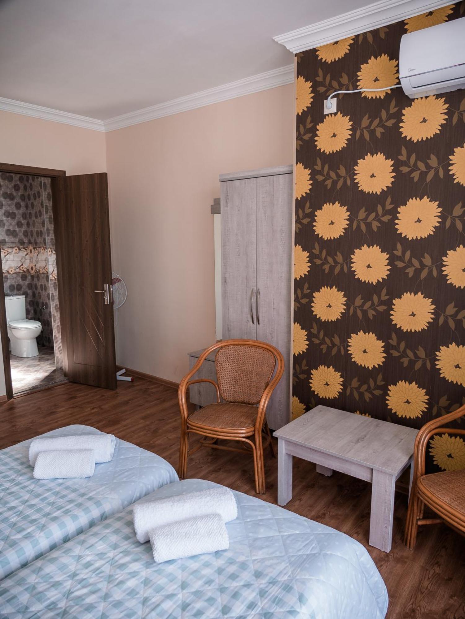 Irakli Guest House Makhinjauri Exterior photo